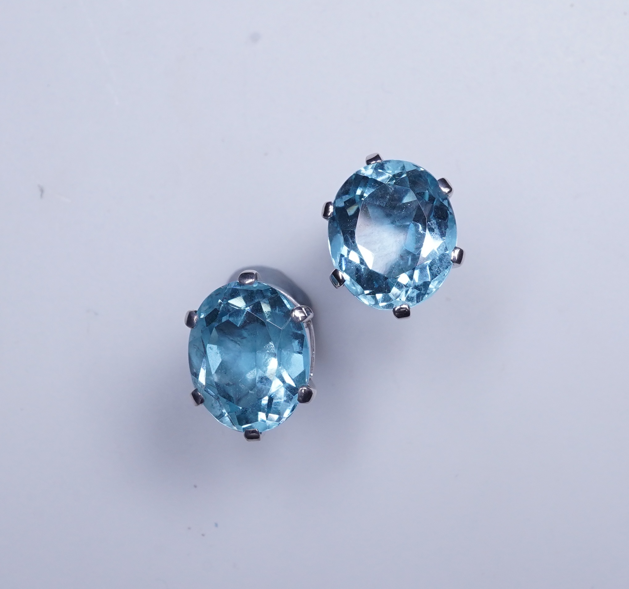 A pair of aquamarine stud earrings